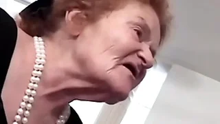 Busty Mature Porn 13